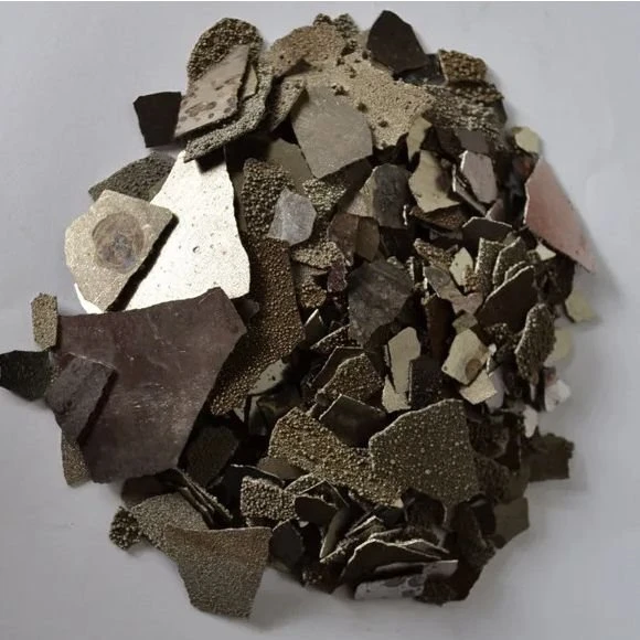 product-600-600 High Purity Electrolytic Manganese Metal Flakes 99.7% 99.8%